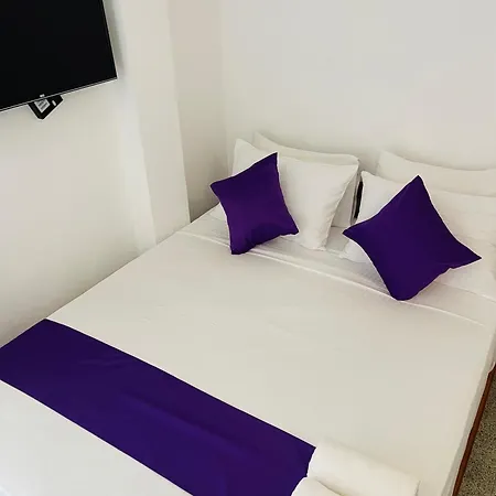 Villa Lavish Канді Екстер'єр фото