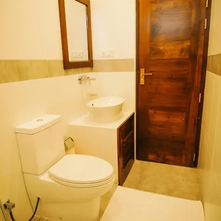 Villa Lavish Канді Екстер'єр фото