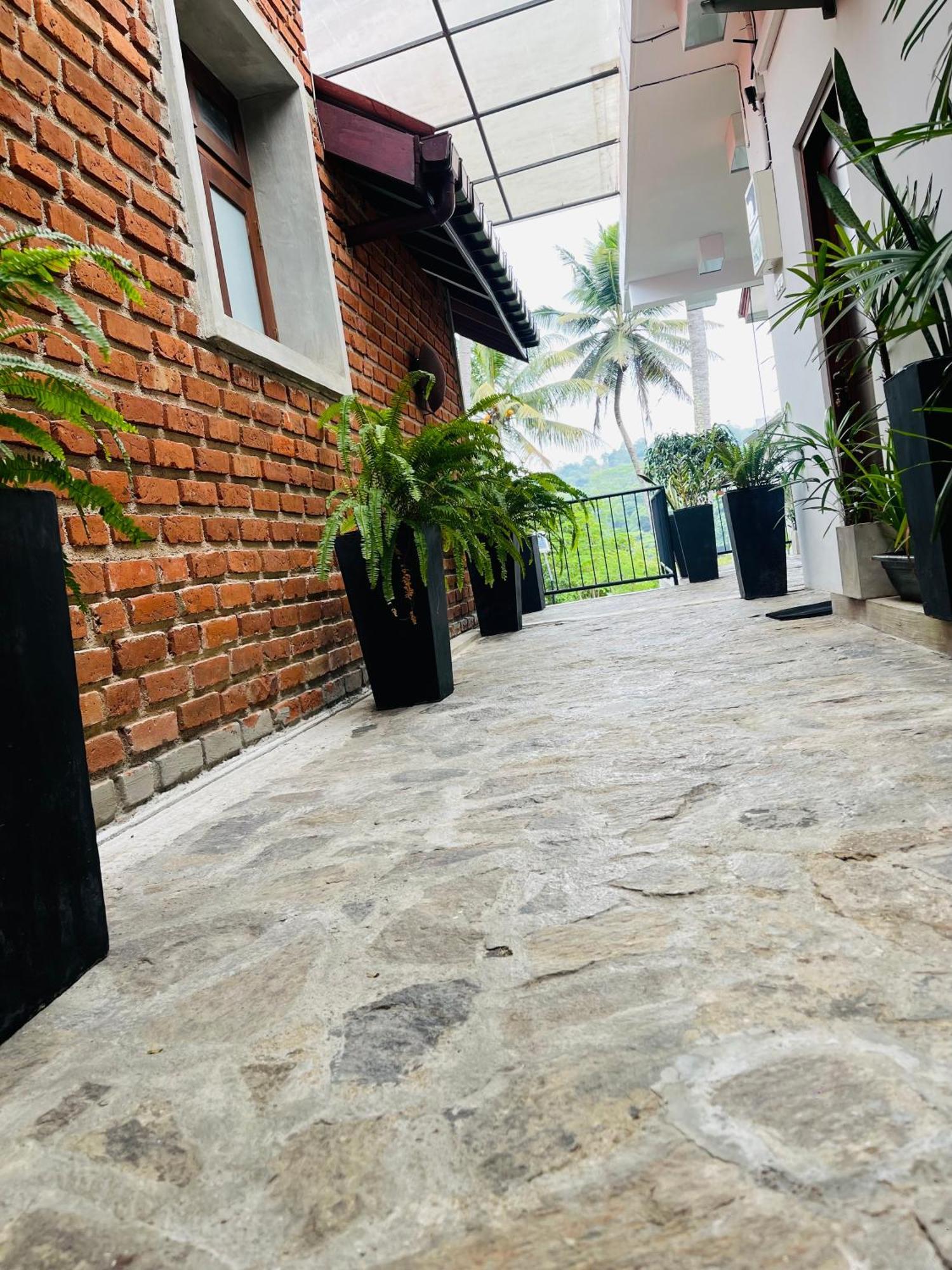 Lavish Homestay *