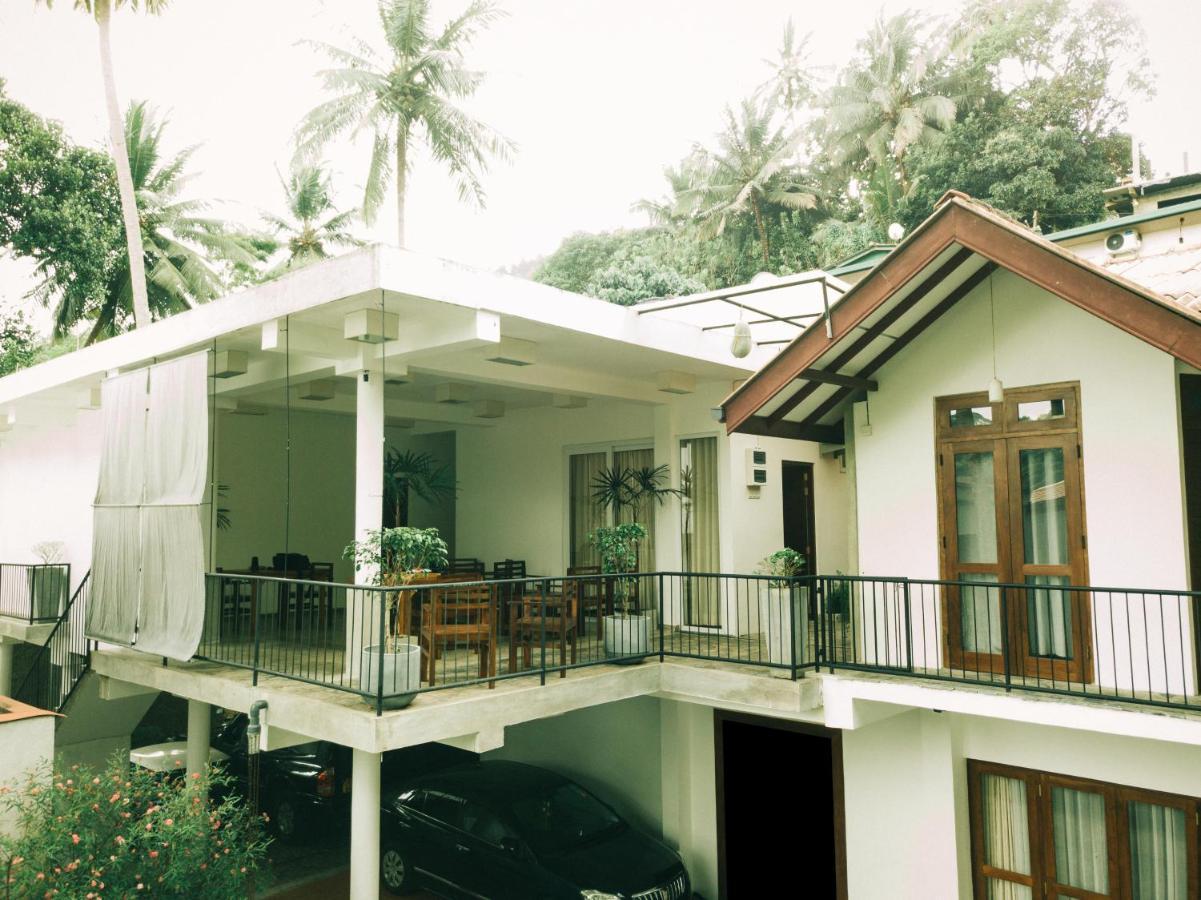 Homestay Lavish *